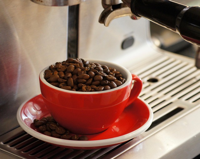 Manuel vs. Automatisk espressomaskine – hvad skal du vælge?